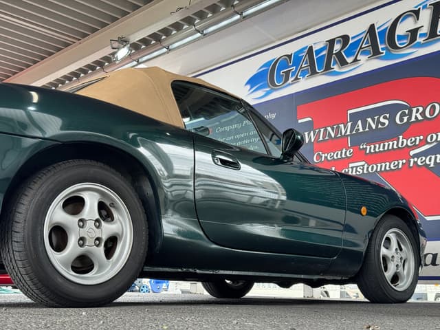 1999 Mazda Roadster (Eunos Roadster / MX-5) JDM car for sale — photo 19 of 25