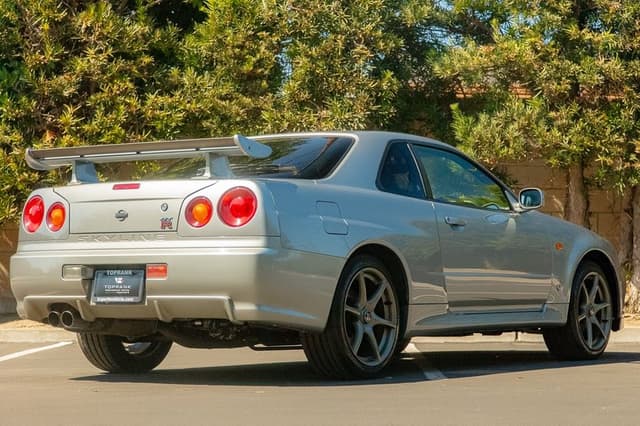 1999 Nissan Skyline JDM car for sale — photo 10 of 25