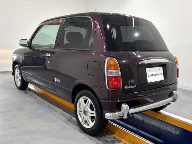 2001 Daihatsu Mira JDM car for sale — photo 4 of 25