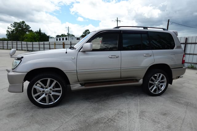 2000 Toyota Land Cruiser JDM car for sale — photo 13 of 20