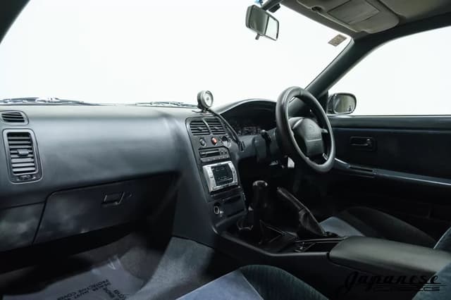 1995 Nissan Skyline JDM car for sale — photo 9 of 25