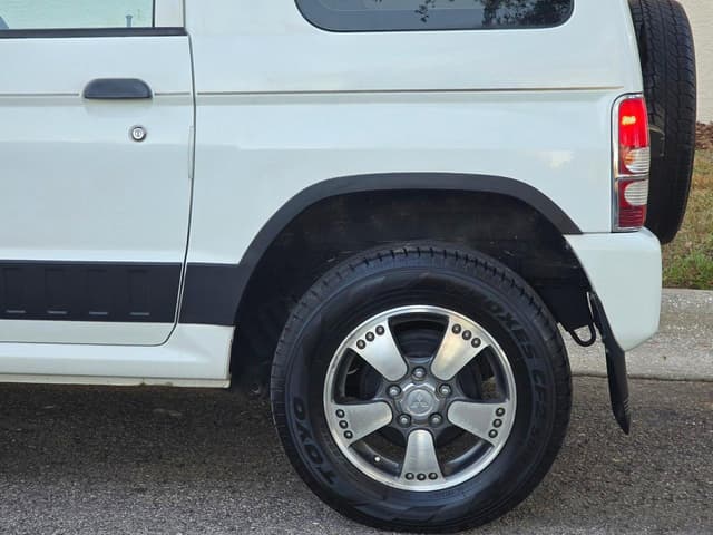 1998 Mitsubishi Pajero Mini JDM car for sale — photo 15 of 25