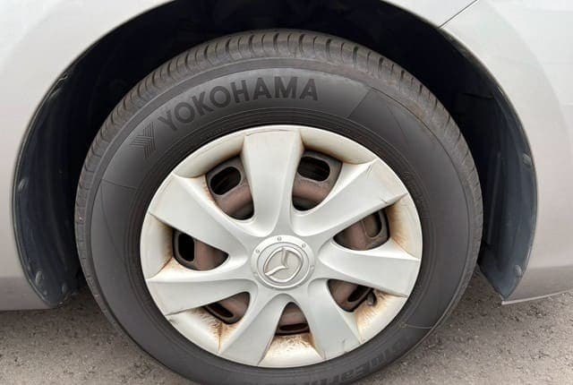 2010 Mazda Axela JDM car for sale — photo 12 of 25