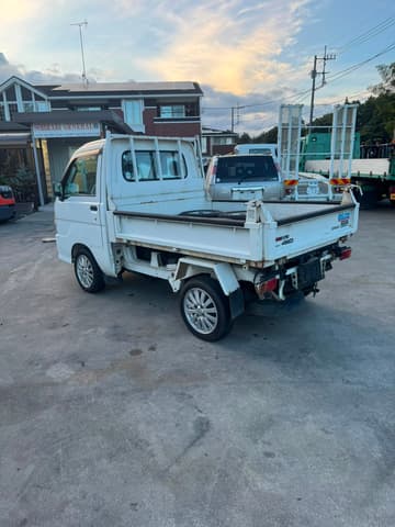 2000 Daihatsu Hijet JDM car for sale — photo 5 of 11