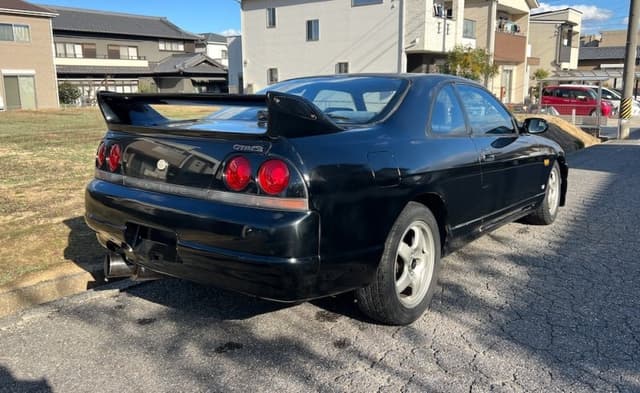 1993 Nissan Skyline JDM car for sale — photo 4 of 5