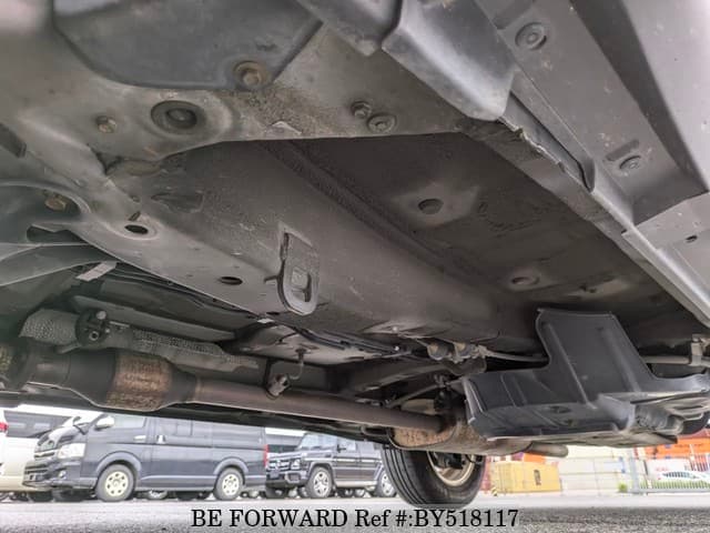 2008 Toyota Harrier JDM car for sale — photo 17 of 25