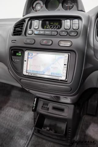 1997 Mitsubishi Delica JDM car for sale — photo 10 of 25