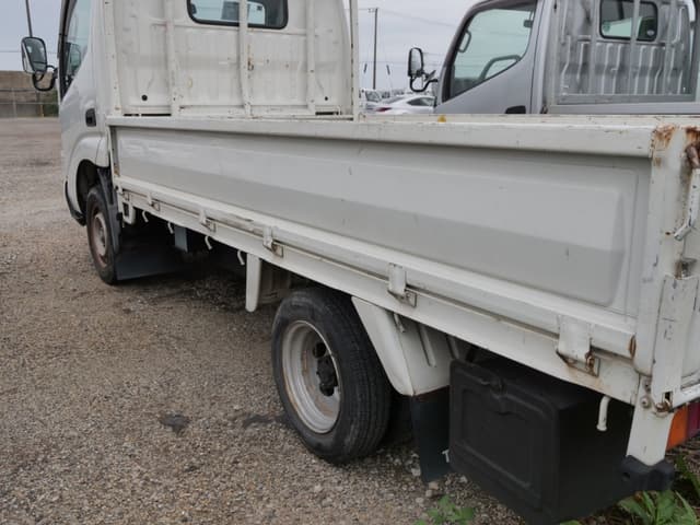 2001 Toyota Dyna JDM car for sale — photo 13 of 25