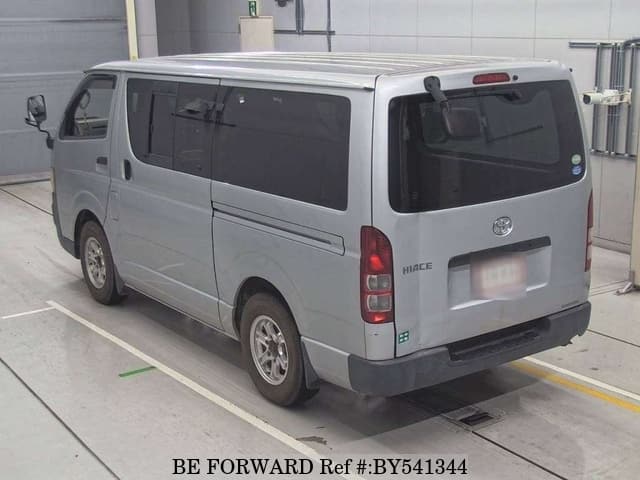 2006 Toyota HiAce JDM car for sale — photo 7 of 8