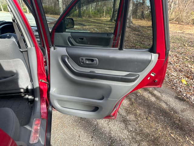 1998 Honda CR-V JDM car for sale — photo 24 of 25