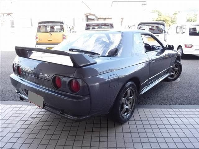 1991 Nissan Skyline JDM car for sale — photo 9 of 25