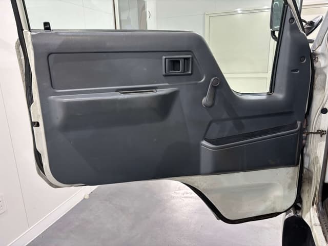 1997 Toyota Toyoace JDM car for sale — photo 22 of 25
