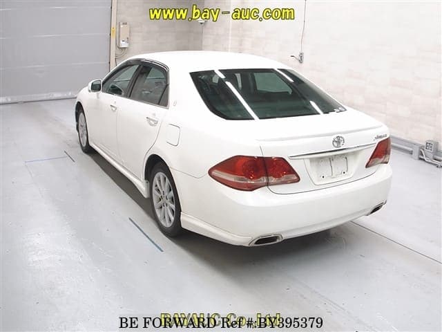 2009 Toyota Crown JDM car for sale — photo 2 of 5