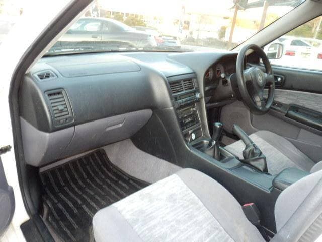 2000 Nissan Skyline JDM car for sale — photo 10 of 20