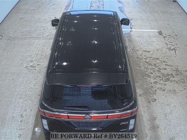 2010 Nissan Elgrand JDM car for sale — photo 4 of 4