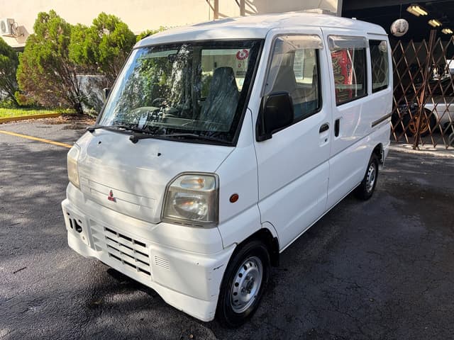 1999 Mitsubishi Minicab JDM car for sale — photo 3 of 19