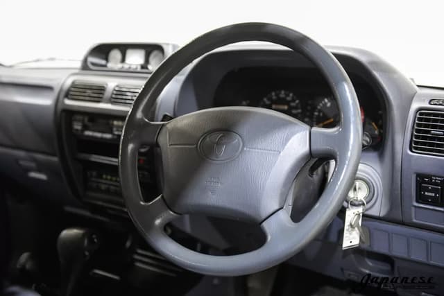 1996 Toyota Land Cruiser JDM car for sale — photo 13 of 25