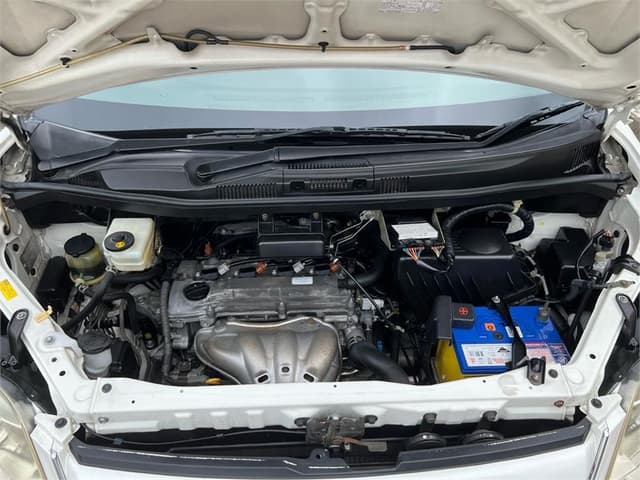 2004 Toyota Noah JDM car for sale — photo 18 of 18