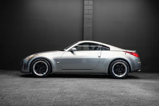 2004 Nissan Fairlady Z JDM car for sale — photo 7 of 17