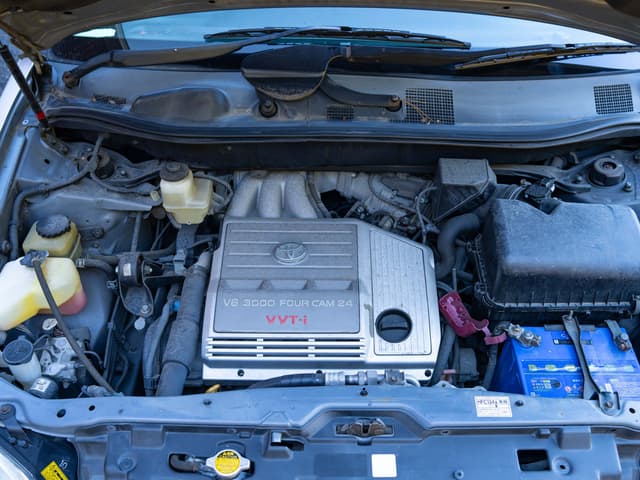 2001 Toyota Harrier JDM car for sale — photo 18 of 18