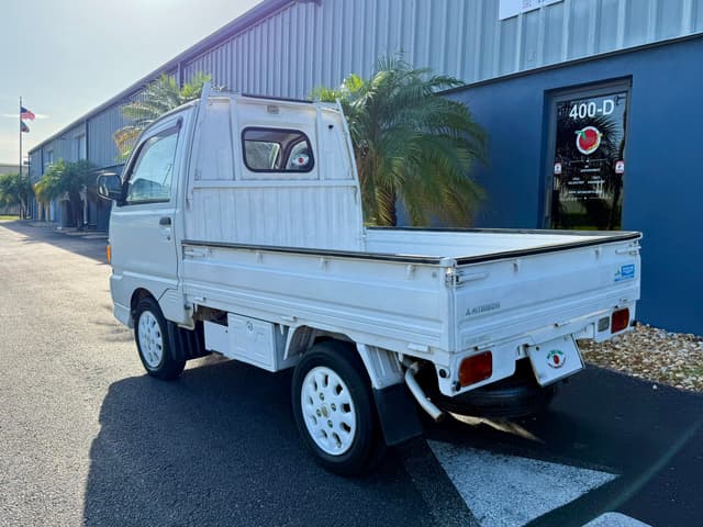 1994 Mitsubishi Minicab JDM car for sale — photo 10 of 17