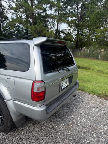 1998 Toyota Hilux Surf JDM car for sale — photo 7 of 25