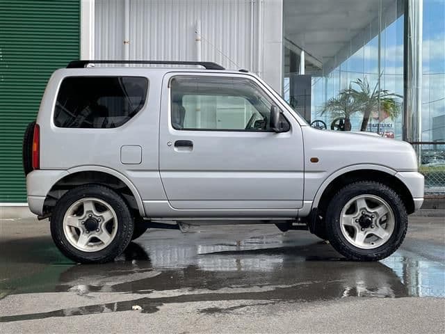 1998 Suzuki Jimny JDM car for sale — photo 2 of 5