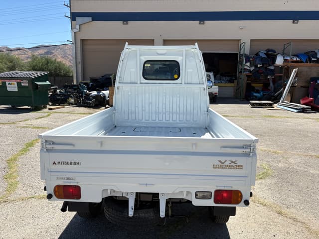 1996 Mitsubishi Minicab JDM car for sale — photo 6 of 25