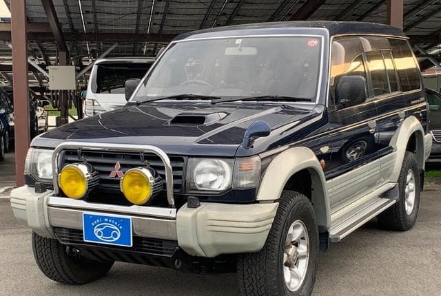1994 Mitsubishi Pajero JDM car for sale — photo 7 of 9