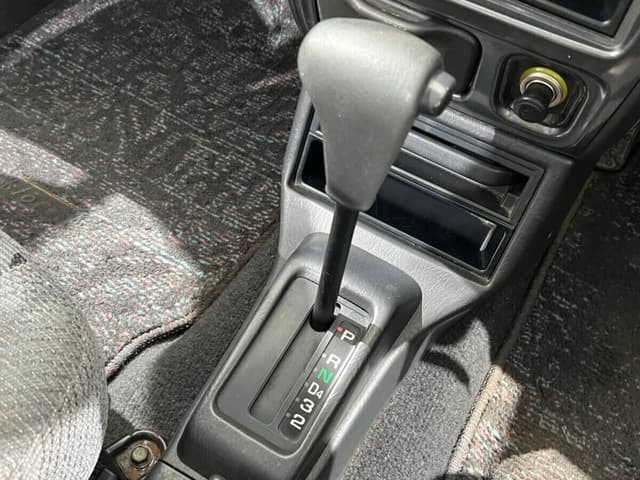 1998 Daihatsu JDM car for sale — photo 14 of 25