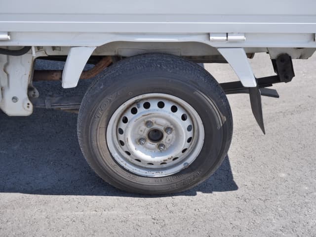 2002 Suzuki Carry JDM car for sale — photo 21 of 25