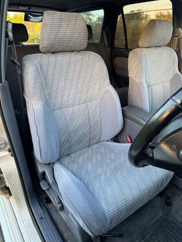 1996 Toyota Hilux Surf JDM car for sale — photo 8 of 25