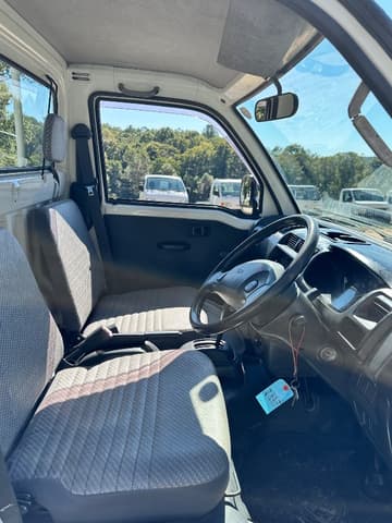 1999 Daihatsu Hijet JDM car for sale — photo 16 of 18