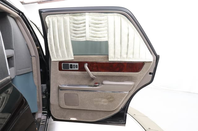 1997 Toyota Century JDM car for sale — photo 22 of 25