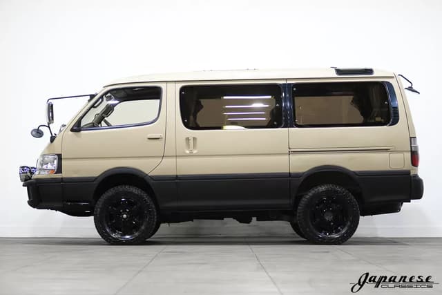 1997 Toyota HiAce JDM car for sale — photo 4 of 25