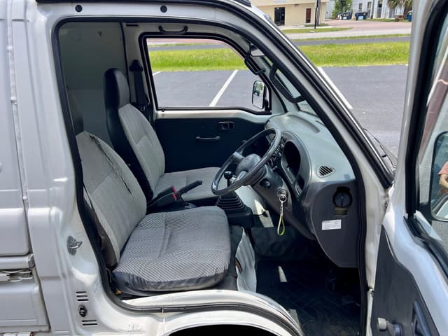 1997 Daihatsu Hijet JDM car for sale — photo 11 of 19