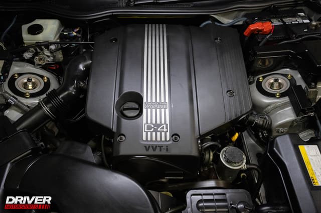 1999 Toyota Majesta JDM car for sale — photo 4 of 25