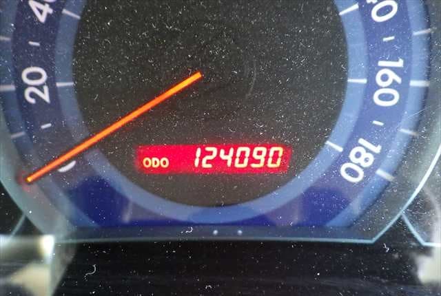 2003 Toyota Caldina JDM car for sale — photo 10 of 25