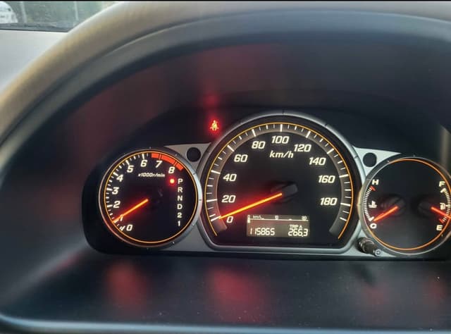 2005 Honda CR-V JDM car for sale — photo 9 of 12