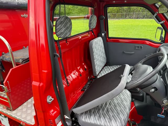 2001 Daihatsu Hijet JDM car for sale — photo 23 of 25