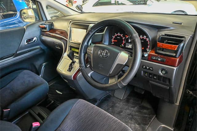 2012 Toyota Alphard JDM car for sale — photo 18 of 24
