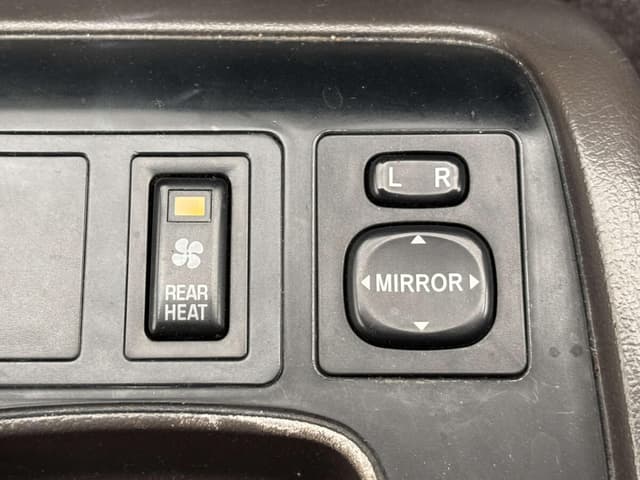 2001 Toyota HiAce JDM car for sale — photo 15 of 25