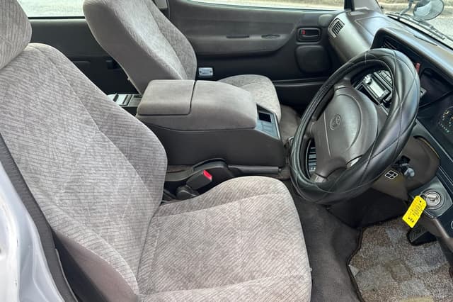 1996 Toyota HiAce JDM car for sale — photo 10 of 11