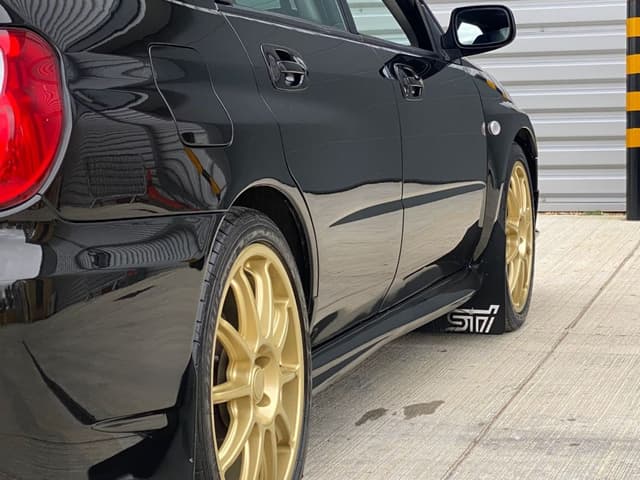 2004 Subaru Legacy JDM car for sale — photo 16 of 24
