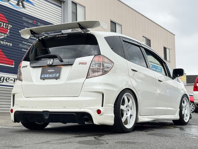 2011 Honda Fit JDM car for sale — photo 13 of 25