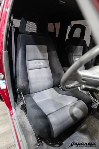 1994 Toyota Hilux Surf JDM car for sale — photo 16 of 25