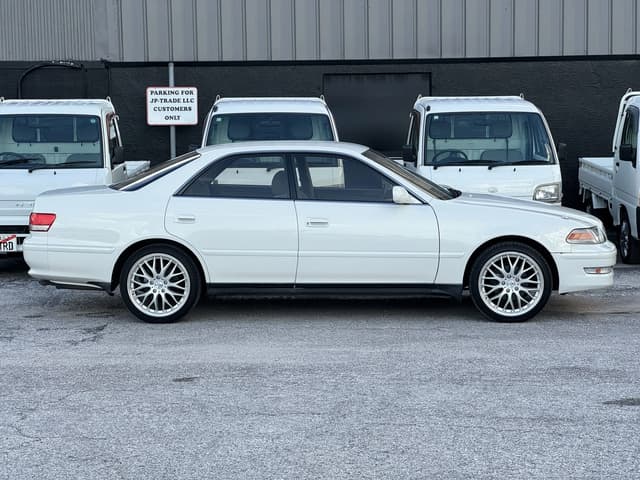 1999 Toyota Mark II JDM car for sale — photo 9 of 18