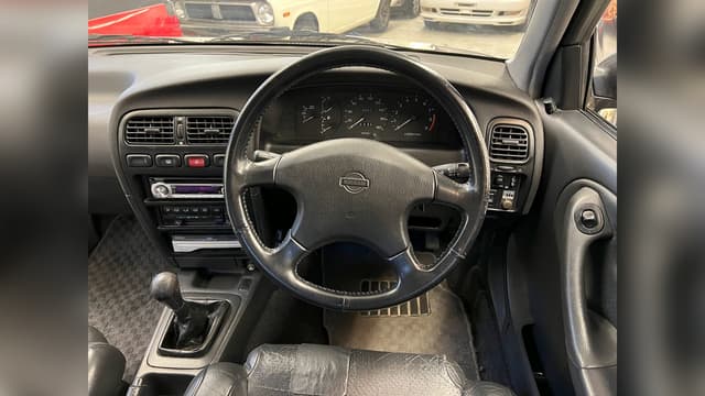 1994 Nissan Primera JDM car for sale — photo 6 of 17