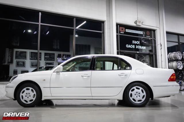 2000 Toyota Celsior JDM car for sale — photo 7 of 23