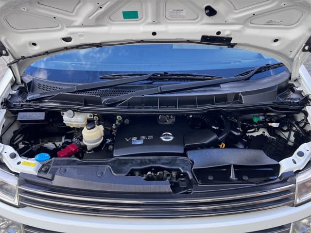 2003 Nissan Elgrand JDM car for sale — photo 16 of 16